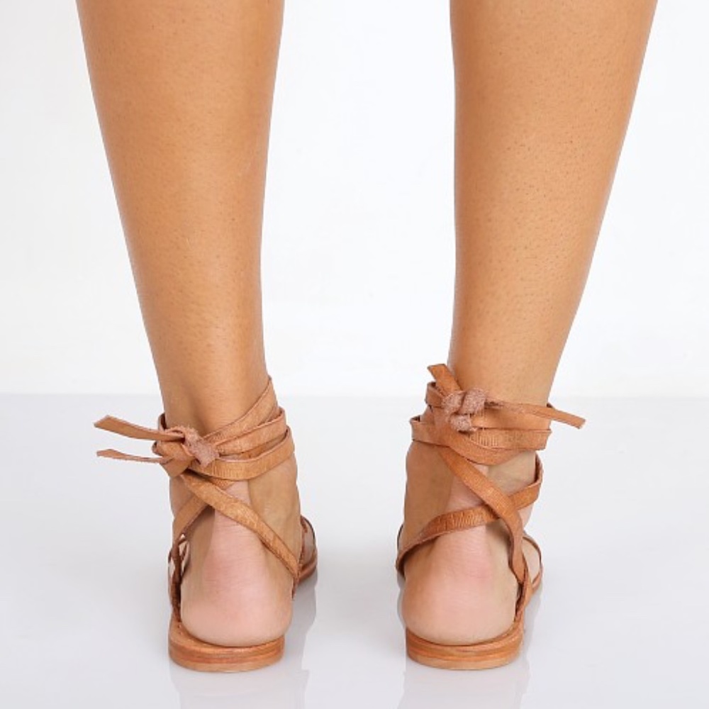 Free People Oliviera Tan Sandals Gladiator Flat Tooled LaceUp Ankle NEW 37 - 7 - Picture 13 of 14